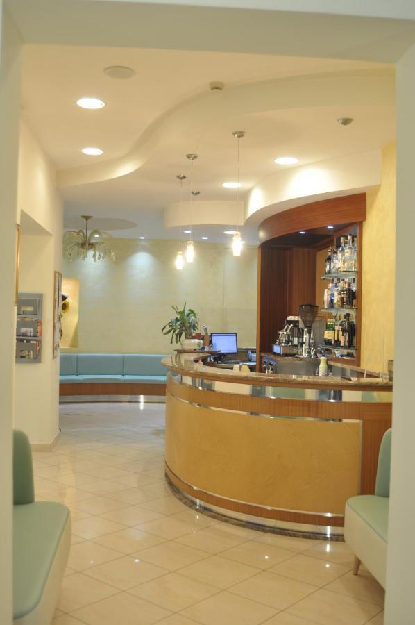 Hotel Adriatic&Beauty Rimini Extérieur photo