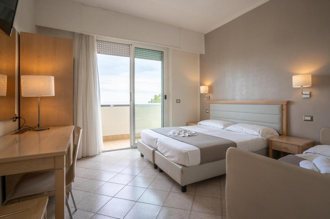 Hotel Adriatic&Beauty Rimini Extérieur photo