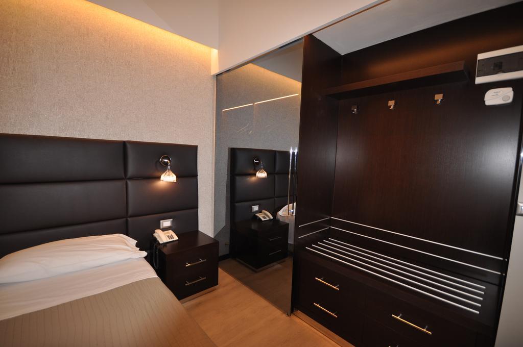 Hotel Adriatic&Beauty Rimini Extérieur photo
