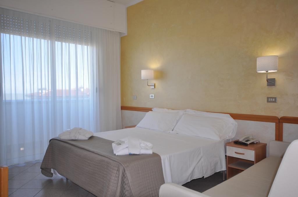 Hotel Adriatic&Beauty Rimini Extérieur photo