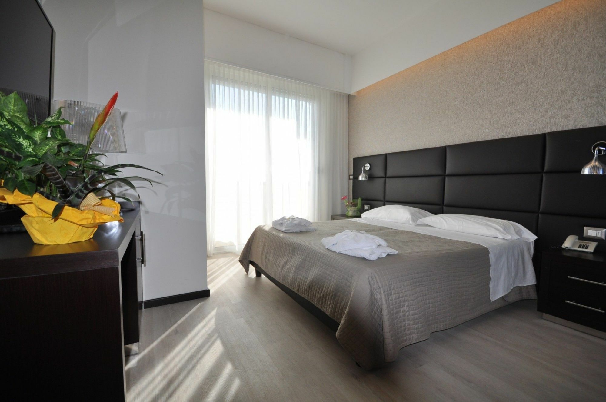 Hotel Adriatic&Beauty Rimini Extérieur photo