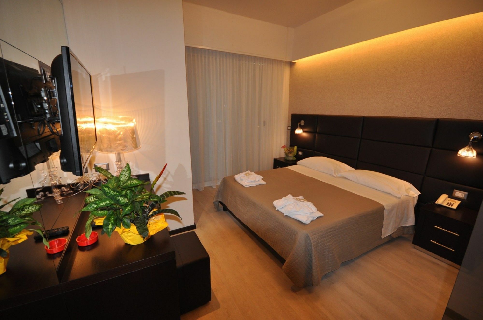 Hotel Adriatic&Beauty Rimini Extérieur photo